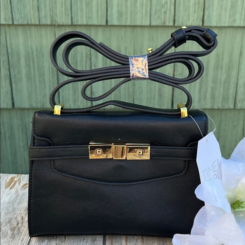 Women's Faux Leather Rosa Crossbody Bag Purse Black